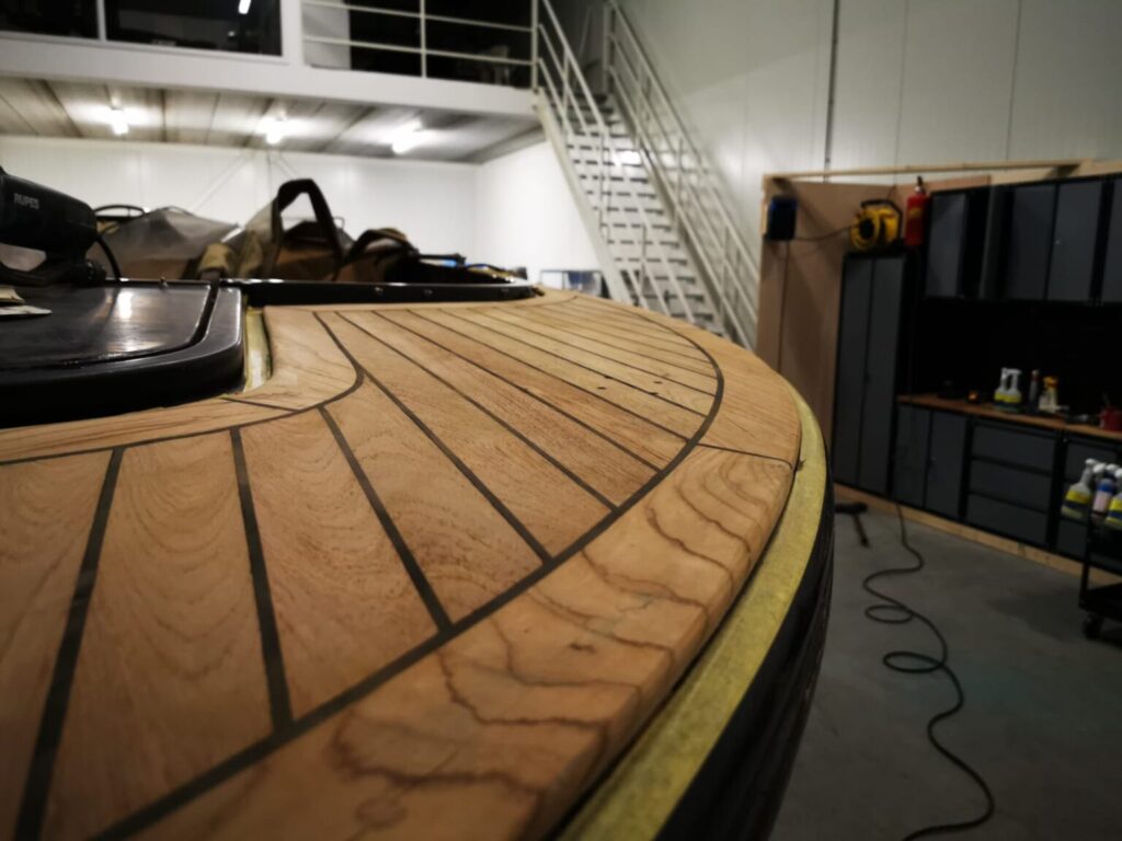 Flexiteek Vloer Schuurman Total Boat Care